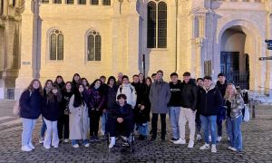 Los ganadores de Europa Joven y ¿Qué es para ti Europa? visitan las instituciones europeas en Bruselas