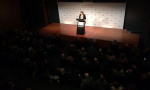 Richard Sennett proposes to open European cities, democratize them and make them political subjects