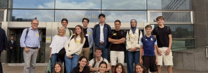 Del aula a Bruselas: los jovenes ganadores del Premi Europa Jove i 'Què és per a tu Europa?' conocen Europa desde dentro